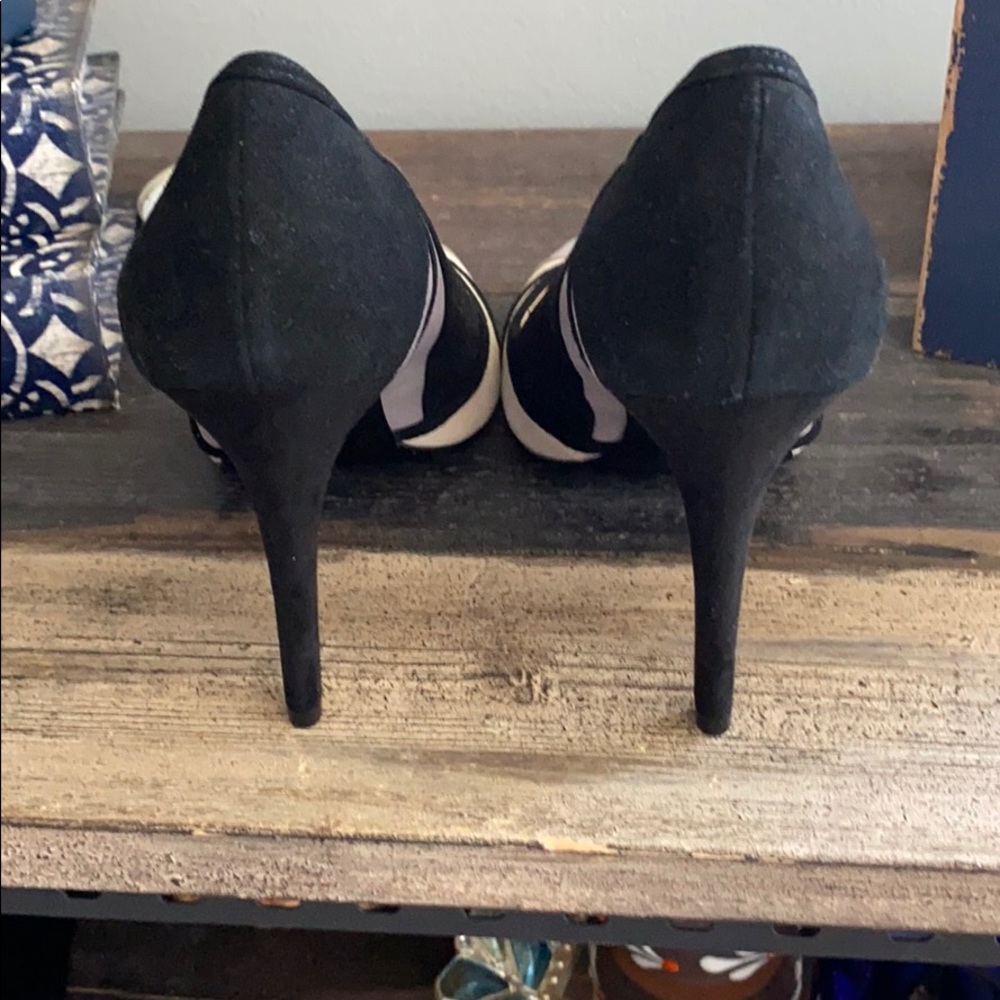 Shoes - Picture 6 of 6
